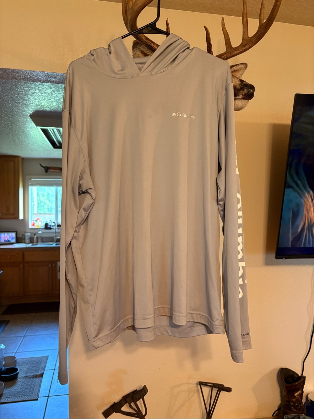 Columbia Gray Hooded Performance Sun Shirt